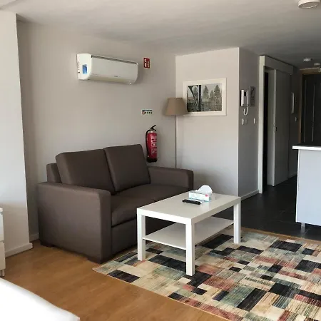 Be Clerigos Apartmán