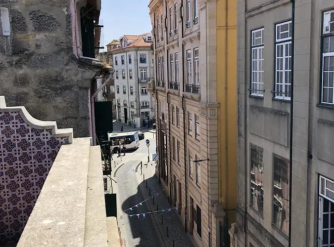 Be Clerigos Apartman