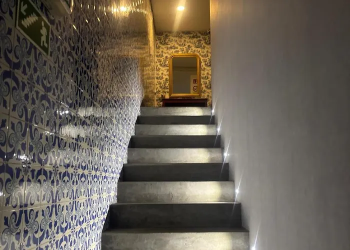 Be Clerigos Apartament *